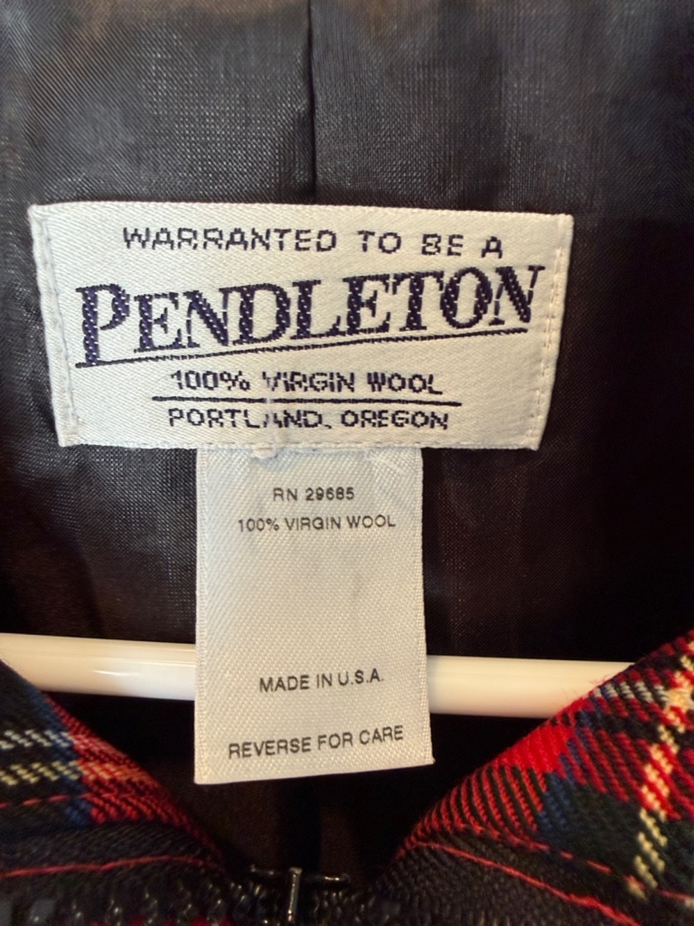% Pendleton Women’s Plaid Zip-front Jacket (M) - Picture 2 of 7